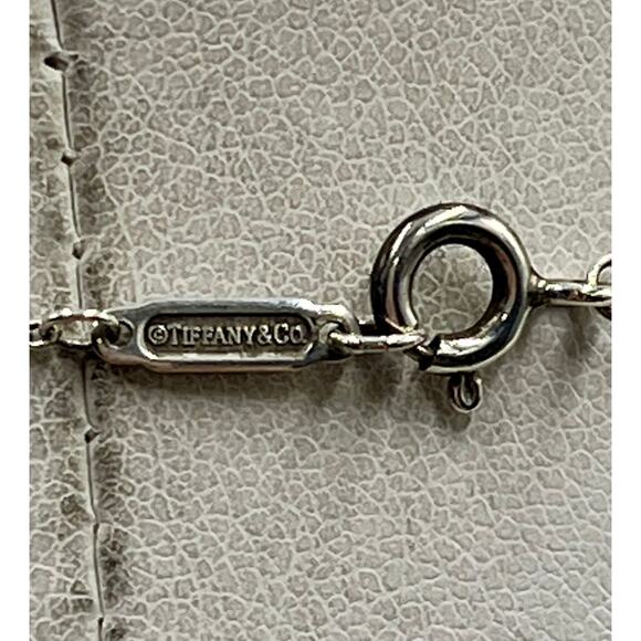 Tiffany & Co. Blue Enamel Mini Double Heart Tag Pendant Necklace Authenticated - Picture 5 of 10